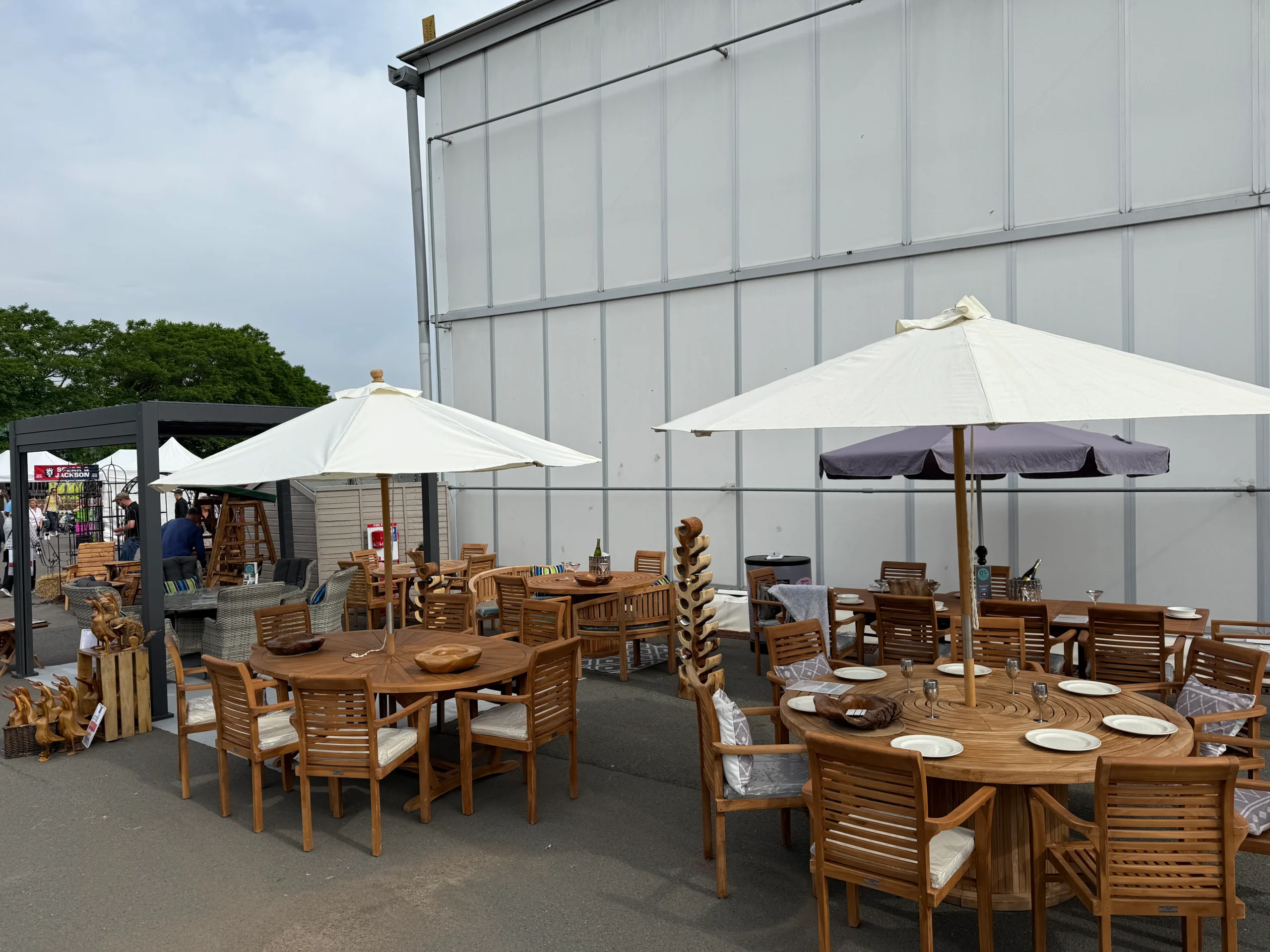 teak garden furniture