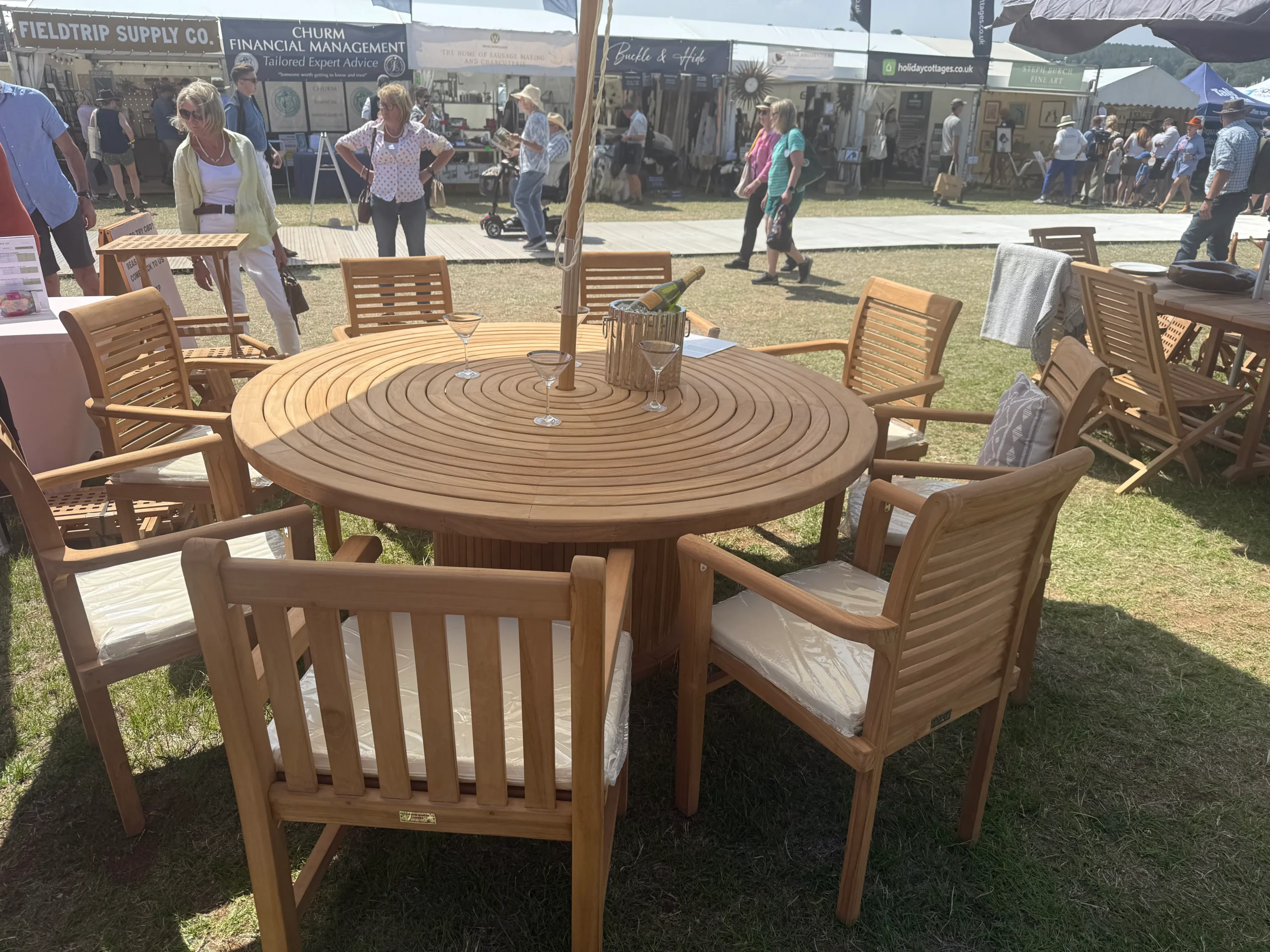 Garden furniture show 2