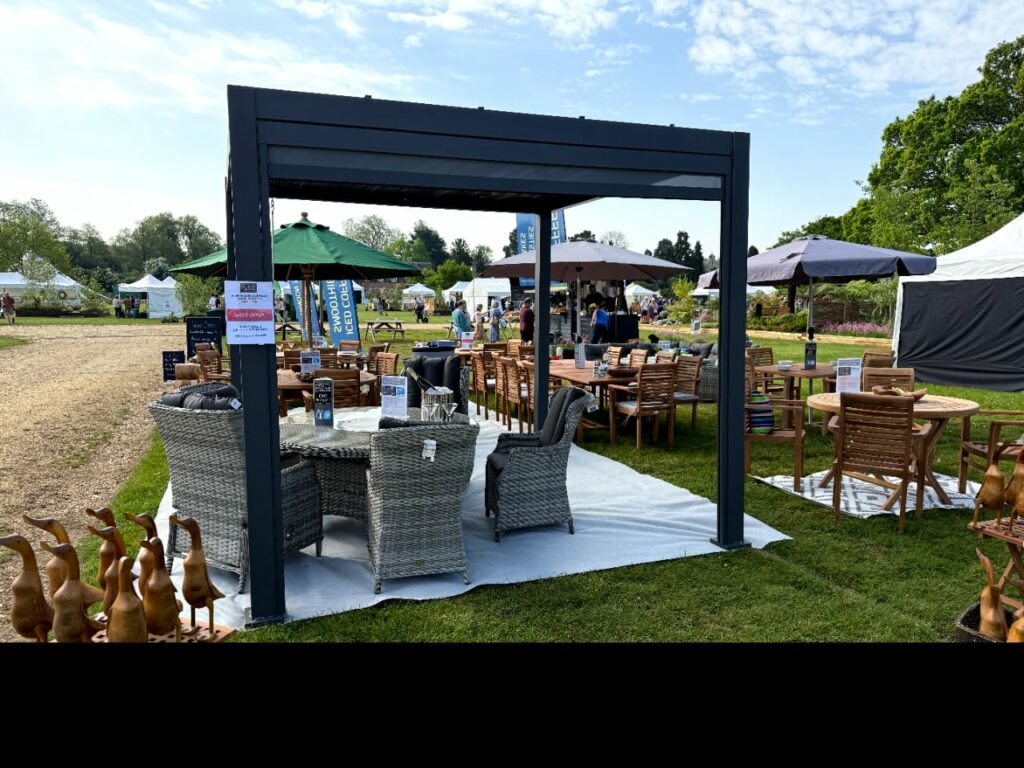 aluminium pergola